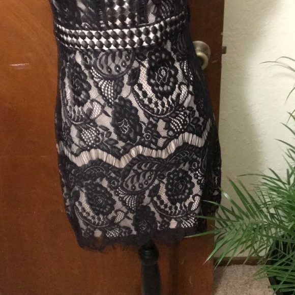 NWT Black lace short dress As beautiful as can be! - Picture 4 of 4